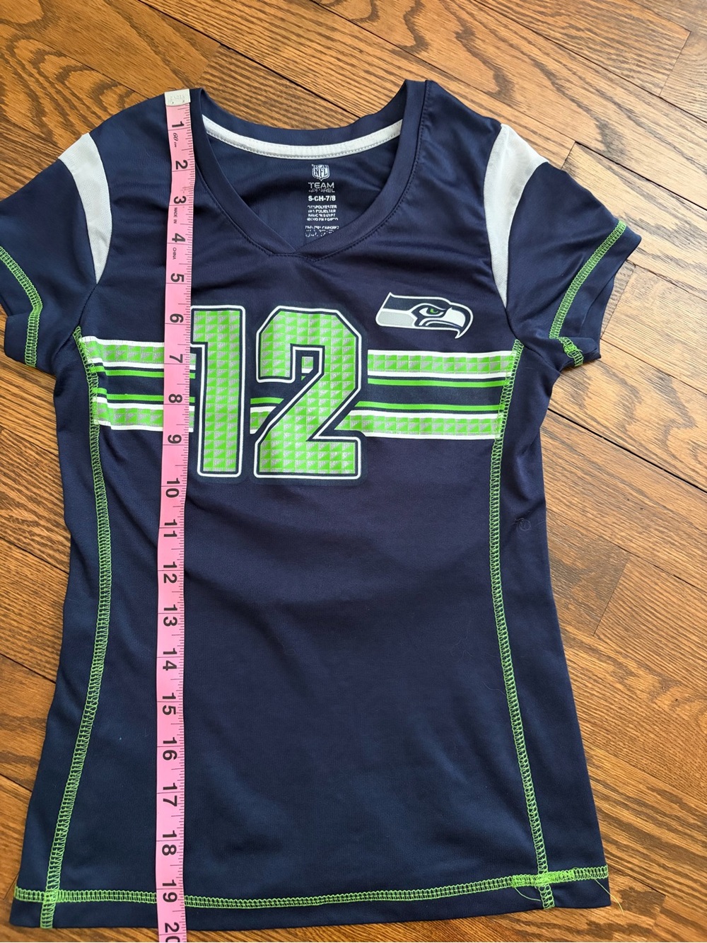 NFL Seattle Seahawks Youth Size 7/8 12th Fan Top Navy Neon Green - Picture 7 of 7